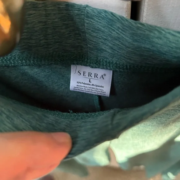 Victoria’s Secret 3 pc:top & shorts (M), PLus  longSerra (L) pants. Kelly Green. - Picture 7 of 8